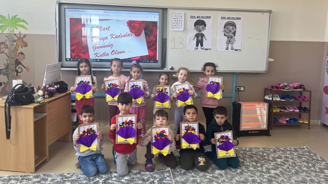 Okulumuzda Dünya Kadınlar Günü Kutlandı